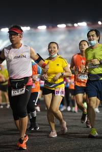 BIB: 100, 222, 23906, 22619, 2686
                            <button type="button" onclick="openModal(16127633)" class="btn btn-primary btn-sm float-right btn-popup" data-toggle="modal" data-target=".modal-high-quality">
                        <i class="fas fa-shopping-cart"></i> Add to Cart
                    </button>
                                            <button type="button" onclick="isThisMe(16127633, true)" class="btn btn-success btn-sm float-right btn-popup btn-isme hidden" data-toggle="tooltip" data-placement="bottom" title="นี่คือรูปของคุณใช่ไหม คลิกที่นี่เพื่อเอาเข้าอัลบั้ม">
                        <i class="fas fa-plus"></i> Add to album
                    </button>
                    <button type="button" onclick="isThisMe(16127633, false)" class="btn btn-warning btn-sm float-right btn-popup btn-isnotme hidden">
                        <i class="fas fa-ban"></i> Remove from album
                    </button>