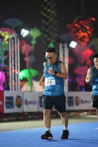 BIB: 303
                            <button type="button" onclick="openModal(16407017)" class="btn btn-primary btn-sm float-right btn-popup" data-toggle="modal" data-target=".modal-high-quality">
                        <i class="fas fa-shopping-cart"></i> Add to Cart
                    </button>
                                            <button type="button" onclick="isThisMe(16407017, true)" class="btn btn-success btn-sm float-right btn-popup btn-isme hidden" data-toggle="tooltip" data-placement="bottom" title="นี่คือรูปของคุณใช่ไหม คลิกที่นี่เพื่อเอาเข้าอัลบั้ม">
                        <i class="fas fa-plus"></i> Add to album
                    </button>
                    <button type="button" onclick="isThisMe(16407017, false)" class="btn btn-warning btn-sm float-right btn-popup btn-isnotme hidden">
                        <i class="fas fa-ban"></i> Remove from album
                    </button>