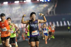 BIB: 20918, 1010
                            <button type="button" onclick="openModal(16096883)" class="btn btn-primary btn-sm float-right btn-popup" data-toggle="modal" data-target=".modal-high-quality">
                        <i class="fas fa-shopping-cart"></i> Add to Cart
                    </button>
                                            <button type="button" onclick="isThisMe(16096883, true)" class="btn btn-success btn-sm float-right btn-popup btn-isme hidden" data-toggle="tooltip" data-placement="bottom" title="นี่คือรูปของคุณใช่ไหม คลิกที่นี่เพื่อเอาเข้าอัลบั้ม">
                        <i class="fas fa-plus"></i> Add to album
                    </button>
                    <button type="button" onclick="isThisMe(16096883, false)" class="btn btn-warning btn-sm float-right btn-popup btn-isnotme hidden">
                        <i class="fas fa-ban"></i> Remove from album
                    </button>