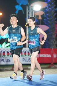 BIB: 43050, 44585
                            <button type="button" onclick="openModal(16399164)" class="btn btn-primary btn-sm float-right btn-popup" data-toggle="modal" data-target=".modal-high-quality">
                        <i class="fas fa-shopping-cart"></i> Add to Cart
                    </button>
                                            <button type="button" onclick="isThisMe(16399164, true)" class="btn btn-success btn-sm float-right btn-popup btn-isme hidden" data-toggle="tooltip" data-placement="bottom" title="นี่คือรูปของคุณใช่ไหม คลิกที่นี่เพื่อเอาเข้าอัลบั้ม">
                        <i class="fas fa-plus"></i> Add to album
                    </button>
                    <button type="button" onclick="isThisMe(16399164, false)" class="btn btn-warning btn-sm float-right btn-popup btn-isnotme hidden">
                        <i class="fas fa-ban"></i> Remove from album
                    </button>