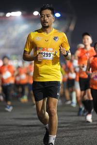 BIB: 299
                            <button type="button" onclick="openModal(16132811)" class="btn btn-primary btn-sm float-right btn-popup" data-toggle="modal" data-target=".modal-high-quality">
                        <i class="fas fa-shopping-cart"></i> Add to Cart
                    </button>
                                            <button type="button" onclick="isThisMe(16132811, true)" class="btn btn-success btn-sm float-right btn-popup btn-isme hidden" data-toggle="tooltip" data-placement="bottom" title="นี่คือรูปของคุณใช่ไหม คลิกที่นี่เพื่อเอาเข้าอัลบั้ม">
                        <i class="fas fa-plus"></i> Add to album
                    </button>
                    <button type="button" onclick="isThisMe(16132811, false)" class="btn btn-warning btn-sm float-right btn-popup btn-isnotme hidden">
                        <i class="fas fa-ban"></i> Remove from album
                    </button>