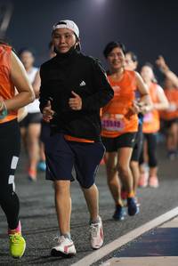 BIB: 25949
                            <button type="button" onclick="openModal(16109641)" class="btn btn-primary btn-sm float-right btn-popup" data-toggle="modal" data-target=".modal-high-quality">
                        <i class="fas fa-shopping-cart"></i> Add to Cart
                    </button>
                                            <button type="button" onclick="isThisMe(16109641, true)" class="btn btn-success btn-sm float-right btn-popup btn-isme hidden" data-toggle="tooltip" data-placement="bottom" title="นี่คือรูปของคุณใช่ไหม คลิกที่นี่เพื่อเอาเข้าอัลบั้ม">
                        <i class="fas fa-plus"></i> Add to album
                    </button>
                    <button type="button" onclick="isThisMe(16109641, false)" class="btn btn-warning btn-sm float-right btn-popup btn-isnotme hidden">
                        <i class="fas fa-ban"></i> Remove from album
                    </button>