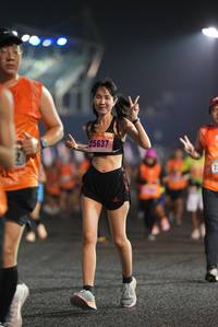 BIB: 25637
                            <button type="button" onclick="openModal(16136309)" class="btn btn-primary btn-sm float-right btn-popup" data-toggle="modal" data-target=".modal-high-quality">
                        <i class="fas fa-shopping-cart"></i> Add to Cart
                    </button>
                                            <button type="button" onclick="isThisMe(16136309, true)" class="btn btn-success btn-sm float-right btn-popup btn-isme hidden" data-toggle="tooltip" data-placement="bottom" title="นี่คือรูปของคุณใช่ไหม คลิกที่นี่เพื่อเอาเข้าอัลบั้ม">
                        <i class="fas fa-plus"></i> Add to album
                    </button>
                    <button type="button" onclick="isThisMe(16136309, false)" class="btn btn-warning btn-sm float-right btn-popup btn-isnotme hidden">
                        <i class="fas fa-ban"></i> Remove from album
                    </button>