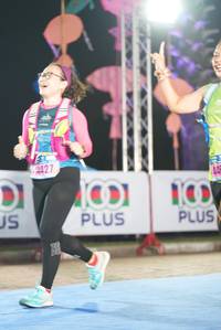 BIB: 427
                            <button type="button" onclick="openModal(16401605)" class="btn btn-primary btn-sm float-right btn-popup" data-toggle="modal" data-target=".modal-high-quality">
                        <i class="fas fa-shopping-cart"></i> Add to Cart
                    </button>
                                            <button type="button" onclick="isThisMe(16401605, true)" class="btn btn-success btn-sm float-right btn-popup btn-isme hidden" data-toggle="tooltip" data-placement="bottom" title="นี่คือรูปของคุณใช่ไหม คลิกที่นี่เพื่อเอาเข้าอัลบั้ม">
                        <i class="fas fa-plus"></i> Add to album
                    </button>
                    <button type="button" onclick="isThisMe(16401605, false)" class="btn btn-warning btn-sm float-right btn-popup btn-isnotme hidden">
                        <i class="fas fa-ban"></i> Remove from album
                    </button>