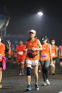 BIB: 2680, 25585
                            <button type="button" onclick="openModal(16142068)" class="btn btn-primary btn-sm float-right btn-popup" data-toggle="modal" data-target=".modal-high-quality">
                        <i class="fas fa-shopping-cart"></i> Add to Cart
                    </button>
                                            <button type="button" onclick="isThisMe(16142068, true)" class="btn btn-success btn-sm float-right btn-popup btn-isme hidden" data-toggle="tooltip" data-placement="bottom" title="นี่คือรูปของคุณใช่ไหม คลิกที่นี่เพื่อเอาเข้าอัลบั้ม">
                        <i class="fas fa-plus"></i> Add to album
                    </button>
                    <button type="button" onclick="isThisMe(16142068, false)" class="btn btn-warning btn-sm float-right btn-popup btn-isnotme hidden">
                        <i class="fas fa-ban"></i> Remove from album
                    </button>