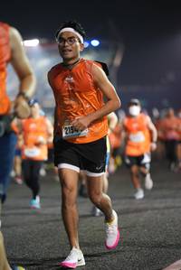 BIB: 2194
                            <button type="button" onclick="openModal(16128292)" class="btn btn-primary btn-sm float-right btn-popup" data-toggle="modal" data-target=".modal-high-quality">
                        <i class="fas fa-shopping-cart"></i> Add to Cart
                    </button>
                                            <button type="button" onclick="isThisMe(16128292, true)" class="btn btn-success btn-sm float-right btn-popup btn-isme hidden" data-toggle="tooltip" data-placement="bottom" title="นี่คือรูปของคุณใช่ไหม คลิกที่นี่เพื่อเอาเข้าอัลบั้ม">
                        <i class="fas fa-plus"></i> Add to album
                    </button>
                    <button type="button" onclick="isThisMe(16128292, false)" class="btn btn-warning btn-sm float-right btn-popup btn-isnotme hidden">
                        <i class="fas fa-ban"></i> Remove from album
                    </button>