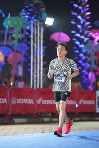 BIB: 1025
                            <button type="button" onclick="openModal(16363964)" class="btn btn-primary btn-sm float-right btn-popup" data-toggle="modal" data-target=".modal-high-quality">
                        <i class="fas fa-shopping-cart"></i> Add to Cart
                    </button>
                                            <button type="button" onclick="isThisMe(16363964, true)" class="btn btn-success btn-sm float-right btn-popup btn-isme hidden" data-toggle="tooltip" data-placement="bottom" title="นี่คือรูปของคุณใช่ไหม คลิกที่นี่เพื่อเอาเข้าอัลบั้ม">
                        <i class="fas fa-plus"></i> Add to album
                    </button>
                    <button type="button" onclick="isThisMe(16363964, false)" class="btn btn-warning btn-sm float-right btn-popup btn-isnotme hidden">
                        <i class="fas fa-ban"></i> Remove from album
                    </button>