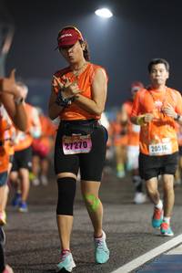 BIB: 27270, 20516
                            <button type="button" onclick="openModal(16131993)" class="btn btn-primary btn-sm float-right btn-popup" data-toggle="modal" data-target=".modal-high-quality">
                        <i class="fas fa-shopping-cart"></i> Add to Cart
                    </button>
                                            <button type="button" onclick="isThisMe(16131993, true)" class="btn btn-success btn-sm float-right btn-popup btn-isme hidden" data-toggle="tooltip" data-placement="bottom" title="นี่คือรูปของคุณใช่ไหม คลิกที่นี่เพื่อเอาเข้าอัลบั้ม">
                        <i class="fas fa-plus"></i> Add to album
                    </button>
                    <button type="button" onclick="isThisMe(16131993, false)" class="btn btn-warning btn-sm float-right btn-popup btn-isnotme hidden">
                        <i class="fas fa-ban"></i> Remove from album
                    </button>