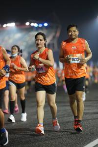 BIB: 21622, 1895
                            <button type="button" onclick="openModal(16124768)" class="btn btn-primary btn-sm float-right btn-popup" data-toggle="modal" data-target=".modal-high-quality">
                        <i class="fas fa-shopping-cart"></i> Add to Cart
                    </button>
                                            <button type="button" onclick="isThisMe(16124768, true)" class="btn btn-success btn-sm float-right btn-popup btn-isme hidden" data-toggle="tooltip" data-placement="bottom" title="นี่คือรูปของคุณใช่ไหม คลิกที่นี่เพื่อเอาเข้าอัลบั้ม">
                        <i class="fas fa-plus"></i> Add to album
                    </button>
                    <button type="button" onclick="isThisMe(16124768, false)" class="btn btn-warning btn-sm float-right btn-popup btn-isnotme hidden">
                        <i class="fas fa-ban"></i> Remove from album
                    </button>