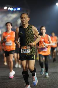 BIB: 21623
                            <button type="button" onclick="openModal(16104943)" class="btn btn-primary btn-sm float-right btn-popup" data-toggle="modal" data-target=".modal-high-quality">
                        <i class="fas fa-shopping-cart"></i> Add to Cart
                    </button>
                                            <button type="button" onclick="isThisMe(16104943, true)" class="btn btn-success btn-sm float-right btn-popup btn-isme hidden" data-toggle="tooltip" data-placement="bottom" title="นี่คือรูปของคุณใช่ไหม คลิกที่นี่เพื่อเอาเข้าอัลบั้ม">
                        <i class="fas fa-plus"></i> Add to album
                    </button>
                    <button type="button" onclick="isThisMe(16104943, false)" class="btn btn-warning btn-sm float-right btn-popup btn-isnotme hidden">
                        <i class="fas fa-ban"></i> Remove from album
                    </button>