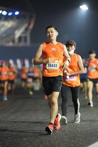 BIB: 20442
                            <button type="button" onclick="openModal(16103994)" class="btn btn-primary btn-sm float-right btn-popup" data-toggle="modal" data-target=".modal-high-quality">
                        <i class="fas fa-shopping-cart"></i> Add to Cart
                    </button>
                                            <button type="button" onclick="isThisMe(16103994, true)" class="btn btn-success btn-sm float-right btn-popup btn-isme hidden" data-toggle="tooltip" data-placement="bottom" title="นี่คือรูปของคุณใช่ไหม คลิกที่นี่เพื่อเอาเข้าอัลบั้ม">
                        <i class="fas fa-plus"></i> Add to album
                    </button>
                    <button type="button" onclick="isThisMe(16103994, false)" class="btn btn-warning btn-sm float-right btn-popup btn-isnotme hidden">
                        <i class="fas fa-ban"></i> Remove from album
                    </button>