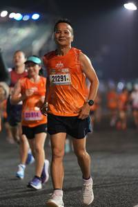 BIB: 21291, 25914
                            <button type="button" onclick="openModal(16107999)" class="btn btn-primary btn-sm float-right btn-popup" data-toggle="modal" data-target=".modal-high-quality">
                        <i class="fas fa-shopping-cart"></i> Add to Cart
                    </button>
                                            <button type="button" onclick="isThisMe(16107999, true)" class="btn btn-success btn-sm float-right btn-popup btn-isme hidden" data-toggle="tooltip" data-placement="bottom" title="นี่คือรูปของคุณใช่ไหม คลิกที่นี่เพื่อเอาเข้าอัลบั้ม">
                        <i class="fas fa-plus"></i> Add to album
                    </button>
                    <button type="button" onclick="isThisMe(16107999, false)" class="btn btn-warning btn-sm float-right btn-popup btn-isnotme hidden">
                        <i class="fas fa-ban"></i> Remove from album
                    </button>