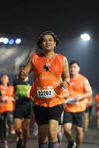 BIB: 23202, 
                            <button type="button" onclick="openModal(16134894)" class="btn btn-primary btn-sm float-right btn-popup" data-toggle="modal" data-target=".modal-high-quality">
                        <i class="fas fa-shopping-cart"></i> Add to Cart
                    </button>
                                            <button type="button" onclick="isThisMe(16134894, true)" class="btn btn-success btn-sm float-right btn-popup btn-isme hidden" data-toggle="tooltip" data-placement="bottom" title="นี่คือรูปของคุณใช่ไหม คลิกที่นี่เพื่อเอาเข้าอัลบั้ม">
                        <i class="fas fa-plus"></i> Add to album
                    </button>
                    <button type="button" onclick="isThisMe(16134894, false)" class="btn btn-warning btn-sm float-right btn-popup btn-isnotme hidden">
                        <i class="fas fa-ban"></i> Remove from album
                    </button>