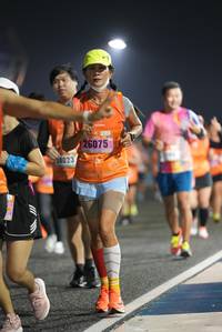 BIB: 26075, 023
                            <button type="button" onclick="openModal(16129322)" class="btn btn-primary btn-sm float-right btn-popup" data-toggle="modal" data-target=".modal-high-quality">
                        <i class="fas fa-shopping-cart"></i> Add to Cart
                    </button>
                                            <button type="button" onclick="isThisMe(16129322, true)" class="btn btn-success btn-sm float-right btn-popup btn-isme hidden" data-toggle="tooltip" data-placement="bottom" title="นี่คือรูปของคุณใช่ไหม คลิกที่นี่เพื่อเอาเข้าอัลบั้ม">
                        <i class="fas fa-plus"></i> Add to album
                    </button>
                    <button type="button" onclick="isThisMe(16129322, false)" class="btn btn-warning btn-sm float-right btn-popup btn-isnotme hidden">
                        <i class="fas fa-ban"></i> Remove from album
                    </button>