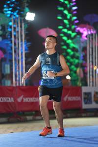 BIB: 424
                            <button type="button" onclick="openModal(16405263)" class="btn btn-primary btn-sm float-right btn-popup" data-toggle="modal" data-target=".modal-high-quality">
                        <i class="fas fa-shopping-cart"></i> Add to Cart
                    </button>
                                            <button type="button" onclick="isThisMe(16405263, true)" class="btn btn-success btn-sm float-right btn-popup btn-isme hidden" data-toggle="tooltip" data-placement="bottom" title="นี่คือรูปของคุณใช่ไหม คลิกที่นี่เพื่อเอาเข้าอัลบั้ม">
                        <i class="fas fa-plus"></i> Add to album
                    </button>
                    <button type="button" onclick="isThisMe(16405263, false)" class="btn btn-warning btn-sm float-right btn-popup btn-isnotme hidden">
                        <i class="fas fa-ban"></i> Remove from album
                    </button>