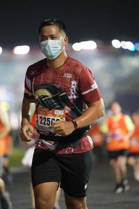 BIB: 2256
                            <button type="button" onclick="openModal(16139339)" class="btn btn-primary btn-sm float-right btn-popup" data-toggle="modal" data-target=".modal-high-quality">
                        <i class="fas fa-shopping-cart"></i> Add to Cart
                    </button>
                                            <button type="button" onclick="isThisMe(16139339, true)" class="btn btn-success btn-sm float-right btn-popup btn-isme hidden" data-toggle="tooltip" data-placement="bottom" title="นี่คือรูปของคุณใช่ไหม คลิกที่นี่เพื่อเอาเข้าอัลบั้ม">
                        <i class="fas fa-plus"></i> Add to album
                    </button>
                    <button type="button" onclick="isThisMe(16139339, false)" class="btn btn-warning btn-sm float-right btn-popup btn-isnotme hidden">
                        <i class="fas fa-ban"></i> Remove from album
                    </button>