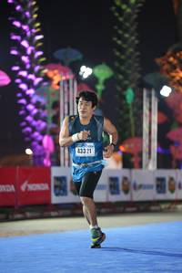 BIB: 433
                            <button type="button" onclick="openModal(16400431)" class="btn btn-primary btn-sm float-right btn-popup" data-toggle="modal" data-target=".modal-high-quality">
                        <i class="fas fa-shopping-cart"></i> Add to Cart
                    </button>
                                            <button type="button" onclick="isThisMe(16400431, true)" class="btn btn-success btn-sm float-right btn-popup btn-isme hidden" data-toggle="tooltip" data-placement="bottom" title="นี่คือรูปของคุณใช่ไหม คลิกที่นี่เพื่อเอาเข้าอัลบั้ม">
                        <i class="fas fa-plus"></i> Add to album
                    </button>
                    <button type="button" onclick="isThisMe(16400431, false)" class="btn btn-warning btn-sm float-right btn-popup btn-isnotme hidden">
                        <i class="fas fa-ban"></i> Remove from album
                    </button>