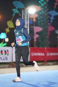 BIB: 14715
                            <button type="button" onclick="openModal(16399776)" class="btn btn-primary btn-sm float-right btn-popup" data-toggle="modal" data-target=".modal-high-quality">
                        <i class="fas fa-shopping-cart"></i> Add to Cart
                    </button>
                                            <button type="button" onclick="isThisMe(16399776, true)" class="btn btn-success btn-sm float-right btn-popup btn-isme hidden" data-toggle="tooltip" data-placement="bottom" title="นี่คือรูปของคุณใช่ไหม คลิกที่นี่เพื่อเอาเข้าอัลบั้ม">
                        <i class="fas fa-plus"></i> Add to album
                    </button>
                    <button type="button" onclick="isThisMe(16399776, false)" class="btn btn-warning btn-sm float-right btn-popup btn-isnotme hidden">
                        <i class="fas fa-ban"></i> Remove from album
                    </button>