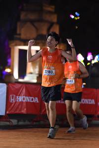 BIB: 21898, 2011
                            <button type="button" onclick="openModal(16093584)" class="btn btn-primary btn-sm float-right btn-popup" data-toggle="modal" data-target=".modal-high-quality">
                        <i class="fas fa-shopping-cart"></i> Add to Cart
                    </button>
                                            <button type="button" onclick="isThisMe(16093584, true)" class="btn btn-success btn-sm float-right btn-popup btn-isme hidden" data-toggle="tooltip" data-placement="bottom" title="นี่คือรูปของคุณใช่ไหม คลิกที่นี่เพื่อเอาเข้าอัลบั้ม">
                        <i class="fas fa-plus"></i> Add to album
                    </button>
                    <button type="button" onclick="isThisMe(16093584, false)" class="btn btn-warning btn-sm float-right btn-popup btn-isnotme hidden">
                        <i class="fas fa-ban"></i> Remove from album
                    </button>