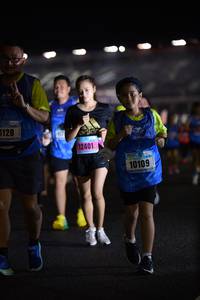 BIB: 1128, 12401, 10109
                            <button type="button" onclick="openModal(16123298)" class="btn btn-primary btn-sm float-right btn-popup" data-toggle="modal" data-target=".modal-high-quality">
                        <i class="fas fa-shopping-cart"></i> Add to Cart
                    </button>
                                            <button type="button" onclick="isThisMe(16123298, true)" class="btn btn-success btn-sm float-right btn-popup btn-isme hidden" data-toggle="tooltip" data-placement="bottom" title="นี่คือรูปของคุณใช่ไหม คลิกที่นี่เพื่อเอาเข้าอัลบั้ม">
                        <i class="fas fa-plus"></i> Add to album
                    </button>
                    <button type="button" onclick="isThisMe(16123298, false)" class="btn btn-warning btn-sm float-right btn-popup btn-isnotme hidden">
                        <i class="fas fa-ban"></i> Remove from album
                    </button>