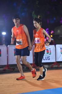 BIB: 21772, 25943
                            <button type="button" onclick="openModal(16099073)" class="btn btn-primary btn-sm float-right btn-popup" data-toggle="modal" data-target=".modal-high-quality">
                        <i class="fas fa-shopping-cart"></i> Add to Cart
                    </button>
                                            <button type="button" onclick="isThisMe(16099073, true)" class="btn btn-success btn-sm float-right btn-popup btn-isme hidden" data-toggle="tooltip" data-placement="bottom" title="นี่คือรูปของคุณใช่ไหม คลิกที่นี่เพื่อเอาเข้าอัลบั้ม">
                        <i class="fas fa-plus"></i> Add to album
                    </button>
                    <button type="button" onclick="isThisMe(16099073, false)" class="btn btn-warning btn-sm float-right btn-popup btn-isnotme hidden">
                        <i class="fas fa-ban"></i> Remove from album
                    </button>