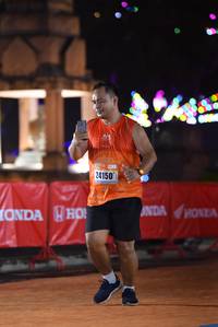 BIB: 20476
                            <button type="button" onclick="openModal(16089891)" class="btn btn-primary btn-sm float-right btn-popup" data-toggle="modal" data-target=".modal-high-quality">
                        <i class="fas fa-shopping-cart"></i> Add to Cart
                    </button>
                                            <button type="button" onclick="isThisMe(16089891, true)" class="btn btn-success btn-sm float-right btn-popup btn-isme hidden" data-toggle="tooltip" data-placement="bottom" title="นี่คือรูปของคุณใช่ไหม คลิกที่นี่เพื่อเอาเข้าอัลบั้ม">
                        <i class="fas fa-plus"></i> Add to album
                    </button>
                    <button type="button" onclick="isThisMe(16089891, false)" class="btn btn-warning btn-sm float-right btn-popup btn-isnotme hidden">
                        <i class="fas fa-ban"></i> Remove from album
                    </button>