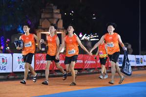 BIB: 0694, 054, 0182
                            <button type="button" onclick="openModal(16090446)" class="btn btn-primary btn-sm float-right btn-popup" data-toggle="modal" data-target=".modal-high-quality">
                        <i class="fas fa-shopping-cart"></i> Add to Cart
                    </button>
                                            <button type="button" onclick="isThisMe(16090446, true)" class="btn btn-success btn-sm float-right btn-popup btn-isme hidden" data-toggle="tooltip" data-placement="bottom" title="นี่คือรูปของคุณใช่ไหม คลิกที่นี่เพื่อเอาเข้าอัลบั้ม">
                        <i class="fas fa-plus"></i> Add to album
                    </button>
                    <button type="button" onclick="isThisMe(16090446, false)" class="btn btn-warning btn-sm float-right btn-popup btn-isnotme hidden">
                        <i class="fas fa-ban"></i> Remove from album
                    </button>