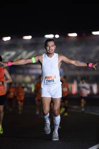 BIB: 21095
                            <button type="button" onclick="openModal(18050292)" class="btn btn-primary btn-sm float-right btn-popup" data-toggle="modal" data-target=".modal-high-quality">
                        <i class="fas fa-shopping-cart"></i> Add to Cart
                    </button>
                                            <button type="button" onclick="isThisMe(18050292, true)" class="btn btn-success btn-sm float-right btn-popup btn-isme hidden" data-toggle="tooltip" data-placement="bottom" title="นี่คือรูปของคุณใช่ไหม คลิกที่นี่เพื่อเอาเข้าอัลบั้ม">
                        <i class="fas fa-plus"></i> Add to album
                    </button>
                    <button type="button" onclick="isThisMe(18050292, false)" class="btn btn-warning btn-sm float-right btn-popup btn-isnotme hidden">
                        <i class="fas fa-ban"></i> Remove from album
                    </button>