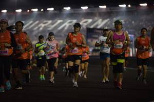 BIB: 484, 22006, 25304, 47367, 202, 250
                            <button type="button" onclick="openModal(18050854)" class="btn btn-primary btn-sm float-right btn-popup" data-toggle="modal" data-target=".modal-high-quality">
                        <i class="fas fa-shopping-cart"></i> Add to Cart
                    </button>
                                            <button type="button" onclick="isThisMe(18050854, true)" class="btn btn-success btn-sm float-right btn-popup btn-isme hidden" data-toggle="tooltip" data-placement="bottom" title="นี่คือรูปของคุณใช่ไหม คลิกที่นี่เพื่อเอาเข้าอัลบั้ม">
                        <i class="fas fa-plus"></i> Add to album
                    </button>
                    <button type="button" onclick="isThisMe(18050854, false)" class="btn btn-warning btn-sm float-right btn-popup btn-isnotme hidden">
                        <i class="fas fa-ban"></i> Remove from album
                    </button>