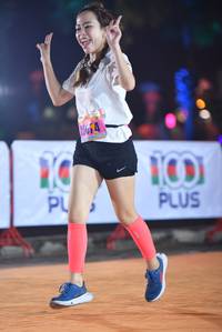 BIB: 20605, 20649, 2014
                            <button type="button" onclick="openModal(16093067)" class="btn btn-primary btn-sm float-right btn-popup" data-toggle="modal" data-target=".modal-high-quality">
                        <i class="fas fa-shopping-cart"></i> Add to Cart
                    </button>
                                            <button type="button" onclick="isThisMe(16093067, true)" class="btn btn-success btn-sm float-right btn-popup btn-isme hidden" data-toggle="tooltip" data-placement="bottom" title="นี่คือรูปของคุณใช่ไหม คลิกที่นี่เพื่อเอาเข้าอัลบั้ม">
                        <i class="fas fa-plus"></i> Add to album
                    </button>
                    <button type="button" onclick="isThisMe(16093067, false)" class="btn btn-warning btn-sm float-right btn-popup btn-isnotme hidden">
                        <i class="fas fa-ban"></i> Remove from album
                    </button>