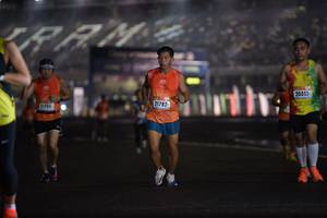 BIB: 20513, 21782, 21759
                            <button type="button" onclick="openModal(18050043)" class="btn btn-primary btn-sm float-right btn-popup" data-toggle="modal" data-target=".modal-high-quality">
                        <i class="fas fa-shopping-cart"></i> Add to Cart
                    </button>
                                            <button type="button" onclick="isThisMe(18050043, true)" class="btn btn-success btn-sm float-right btn-popup btn-isme hidden" data-toggle="tooltip" data-placement="bottom" title="นี่คือรูปของคุณใช่ไหม คลิกที่นี่เพื่อเอาเข้าอัลบั้ม">
                        <i class="fas fa-plus"></i> Add to album
                    </button>
                    <button type="button" onclick="isThisMe(18050043, false)" class="btn btn-warning btn-sm float-right btn-popup btn-isnotme hidden">
                        <i class="fas fa-ban"></i> Remove from album
                    </button>