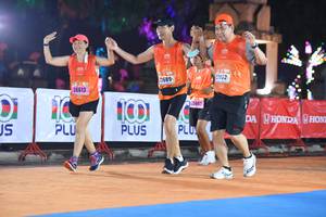 BIB: 22689, 26613, 25687
                            <button type="button" onclick="openModal(18011749)" class="btn btn-primary btn-sm float-right btn-popup" data-toggle="modal" data-target=".modal-high-quality">
                        <i class="fas fa-shopping-cart"></i> Add to Cart
                    </button>
                                            <button type="button" onclick="isThisMe(18011749, true)" class="btn btn-success btn-sm float-right btn-popup btn-isme hidden" data-toggle="tooltip" data-placement="bottom" title="นี่คือรูปของคุณใช่ไหม คลิกที่นี่เพื่อเอาเข้าอัลบั้ม">
                        <i class="fas fa-plus"></i> Add to album
                    </button>
                    <button type="button" onclick="isThisMe(18011749, false)" class="btn btn-warning btn-sm float-right btn-popup btn-isnotme hidden">
                        <i class="fas fa-ban"></i> Remove from album
                    </button>
