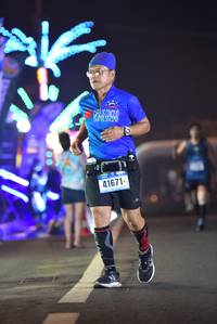 BIB: 25616, 20293, 2344
                            <button type="button" onclick="openModal(16105628)" class="btn btn-primary btn-sm float-right btn-popup" data-toggle="modal" data-target=".modal-high-quality">
                        <i class="fas fa-shopping-cart"></i> Add to Cart
                    </button>
                                            <button type="button" onclick="isThisMe(16105628, true)" class="btn btn-success btn-sm float-right btn-popup btn-isme hidden" data-toggle="tooltip" data-placement="bottom" title="นี่คือรูปของคุณใช่ไหม คลิกที่นี่เพื่อเอาเข้าอัลบั้ม">
                        <i class="fas fa-plus"></i> Add to album
                    </button>
                    <button type="button" onclick="isThisMe(16105628, false)" class="btn btn-warning btn-sm float-right btn-popup btn-isnotme hidden">
                        <i class="fas fa-ban"></i> Remove from album
                    </button>