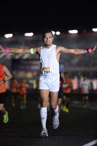 BIB: 2109
                            <button type="button" onclick="openModal(18050295)" class="btn btn-primary btn-sm float-right btn-popup" data-toggle="modal" data-target=".modal-high-quality">
                        <i class="fas fa-shopping-cart"></i> Add to Cart
                    </button>
                                            <button type="button" onclick="isThisMe(18050295, true)" class="btn btn-success btn-sm float-right btn-popup btn-isme hidden" data-toggle="tooltip" data-placement="bottom" title="นี่คือรูปของคุณใช่ไหม คลิกที่นี่เพื่อเอาเข้าอัลบั้ม">
                        <i class="fas fa-plus"></i> Add to album
                    </button>
                    <button type="button" onclick="isThisMe(18050295, false)" class="btn btn-warning btn-sm float-right btn-popup btn-isnotme hidden">
                        <i class="fas fa-ban"></i> Remove from album
                    </button>