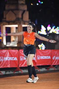 BIB: 73202, 13201
                            <button type="button" onclick="openModal(16093335)" class="btn btn-primary btn-sm float-right btn-popup" data-toggle="modal" data-target=".modal-high-quality">
                        <i class="fas fa-shopping-cart"></i> Add to Cart
                    </button>
                                            <button type="button" onclick="isThisMe(16093335, true)" class="btn btn-success btn-sm float-right btn-popup btn-isme hidden" data-toggle="tooltip" data-placement="bottom" title="นี่คือรูปของคุณใช่ไหม คลิกที่นี่เพื่อเอาเข้าอัลบั้ม">
                        <i class="fas fa-plus"></i> Add to album
                    </button>
                    <button type="button" onclick="isThisMe(16093335, false)" class="btn btn-warning btn-sm float-right btn-popup btn-isnotme hidden">
                        <i class="fas fa-ban"></i> Remove from album
                    </button>