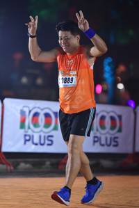 BIB: 20009
                            <button type="button" onclick="openModal(16094921)" class="btn btn-primary btn-sm float-right btn-popup" data-toggle="modal" data-target=".modal-high-quality">
                        <i class="fas fa-shopping-cart"></i> Add to Cart
                    </button>
                                            <button type="button" onclick="isThisMe(16094921, true)" class="btn btn-success btn-sm float-right btn-popup btn-isme hidden" data-toggle="tooltip" data-placement="bottom" title="นี่คือรูปของคุณใช่ไหม คลิกที่นี่เพื่อเอาเข้าอัลบั้ม">
                        <i class="fas fa-plus"></i> Add to album
                    </button>
                    <button type="button" onclick="isThisMe(16094921, false)" class="btn btn-warning btn-sm float-right btn-popup btn-isnotme hidden">
                        <i class="fas fa-ban"></i> Remove from album
                    </button>