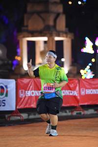 BIB: 201, 0397
                            <button type="button" onclick="openModal(16091094)" class="btn btn-primary btn-sm float-right btn-popup" data-toggle="modal" data-target=".modal-high-quality">
                        <i class="fas fa-shopping-cart"></i> Add to Cart
                    </button>
                                            <button type="button" onclick="isThisMe(16091094, true)" class="btn btn-success btn-sm float-right btn-popup btn-isme hidden" data-toggle="tooltip" data-placement="bottom" title="นี่คือรูปของคุณใช่ไหม คลิกที่นี่เพื่อเอาเข้าอัลบั้ม">
                        <i class="fas fa-plus"></i> Add to album
                    </button>
                    <button type="button" onclick="isThisMe(16091094, false)" class="btn btn-warning btn-sm float-right btn-popup btn-isnotme hidden">
                        <i class="fas fa-ban"></i> Remove from album
                    </button>