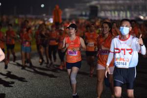 BIB: 27443, 25478, 20964
                            <button type="button" onclick="openModal(18045394)" class="btn btn-primary btn-sm float-right btn-popup" data-toggle="modal" data-target=".modal-high-quality">
                        <i class="fas fa-shopping-cart"></i> Add to Cart
                    </button>
                                            <button type="button" onclick="isThisMe(18045394, true)" class="btn btn-success btn-sm float-right btn-popup btn-isme hidden" data-toggle="tooltip" data-placement="bottom" title="นี่คือรูปของคุณใช่ไหม คลิกที่นี่เพื่อเอาเข้าอัลบั้ม">
                        <i class="fas fa-plus"></i> Add to album
                    </button>
                    <button type="button" onclick="isThisMe(18045394, false)" class="btn btn-warning btn-sm float-right btn-popup btn-isnotme hidden">
                        <i class="fas fa-ban"></i> Remove from album
                    </button>