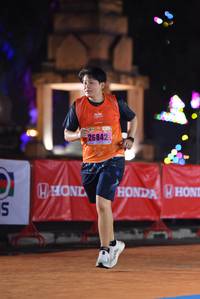 BIB: 24310, 20948, 1622
                            <button type="button" onclick="openModal(16090585)" class="btn btn-primary btn-sm float-right btn-popup" data-toggle="modal" data-target=".modal-high-quality">
                        <i class="fas fa-shopping-cart"></i> Add to Cart
                    </button>
                                            <button type="button" onclick="isThisMe(16090585, true)" class="btn btn-success btn-sm float-right btn-popup btn-isme hidden" data-toggle="tooltip" data-placement="bottom" title="นี่คือรูปของคุณใช่ไหม คลิกที่นี่เพื่อเอาเข้าอัลบั้ม">
                        <i class="fas fa-plus"></i> Add to album
                    </button>
                    <button type="button" onclick="isThisMe(16090585, false)" class="btn btn-warning btn-sm float-right btn-popup btn-isnotme hidden">
                        <i class="fas fa-ban"></i> Remove from album
                    </button>