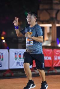 BIB: 
                            <button type="button" onclick="openModal(16094887)" class="btn btn-primary btn-sm float-right btn-popup" data-toggle="modal" data-target=".modal-high-quality">
                        <i class="fas fa-shopping-cart"></i> Add to Cart
                    </button>
                                            <button type="button" onclick="isThisMe(16094887, true)" class="btn btn-success btn-sm float-right btn-popup btn-isme hidden" data-toggle="tooltip" data-placement="bottom" title="นี่คือรูปของคุณใช่ไหม คลิกที่นี่เพื่อเอาเข้าอัลบั้ม">
                        <i class="fas fa-plus"></i> Add to album
                    </button>
                    <button type="button" onclick="isThisMe(16094887, false)" class="btn btn-warning btn-sm float-right btn-popup btn-isnotme hidden">
                        <i class="fas fa-ban"></i> Remove from album
                    </button>