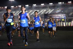 BIB: 10725, 10480, 10271
                            <button type="button" onclick="openModal(18044045)" class="btn btn-primary btn-sm float-right btn-popup" data-toggle="modal" data-target=".modal-high-quality">
                        <i class="fas fa-shopping-cart"></i> Add to Cart
                    </button>
                                            <button type="button" onclick="isThisMe(18044045, true)" class="btn btn-success btn-sm float-right btn-popup btn-isme hidden" data-toggle="tooltip" data-placement="bottom" title="นี่คือรูปของคุณใช่ไหม คลิกที่นี่เพื่อเอาเข้าอัลบั้ม">
                        <i class="fas fa-plus"></i> Add to album
                    </button>
                    <button type="button" onclick="isThisMe(18044045, false)" class="btn btn-warning btn-sm float-right btn-popup btn-isnotme hidden">
                        <i class="fas fa-ban"></i> Remove from album
                    </button>