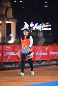 BIB: 26018
                            <button type="button" onclick="openModal(18006519)" class="btn btn-primary btn-sm float-right btn-popup" data-toggle="modal" data-target=".modal-high-quality">
                        <i class="fas fa-shopping-cart"></i> Add to Cart
                    </button>
                                            <button type="button" onclick="isThisMe(18006519, true)" class="btn btn-success btn-sm float-right btn-popup btn-isme hidden" data-toggle="tooltip" data-placement="bottom" title="นี่คือรูปของคุณใช่ไหม คลิกที่นี่เพื่อเอาเข้าอัลบั้ม">
                        <i class="fas fa-plus"></i> Add to album
                    </button>
                    <button type="button" onclick="isThisMe(18006519, false)" class="btn btn-warning btn-sm float-right btn-popup btn-isnotme hidden">
                        <i class="fas fa-ban"></i> Remove from album
                    </button>