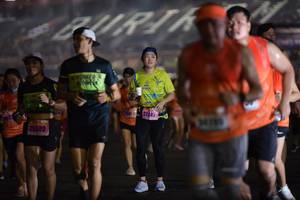 BIB: 27047, 25580
                            <button type="button" onclick="openModal(18046569)" class="btn btn-primary btn-sm float-right btn-popup" data-toggle="modal" data-target=".modal-high-quality">
                        <i class="fas fa-shopping-cart"></i> Add to Cart
                    </button>
                                            <button type="button" onclick="isThisMe(18046569, true)" class="btn btn-success btn-sm float-right btn-popup btn-isme hidden" data-toggle="tooltip" data-placement="bottom" title="นี่คือรูปของคุณใช่ไหม คลิกที่นี่เพื่อเอาเข้าอัลบั้ม">
                        <i class="fas fa-plus"></i> Add to album
                    </button>
                    <button type="button" onclick="isThisMe(18046569, false)" class="btn btn-warning btn-sm float-right btn-popup btn-isnotme hidden">
                        <i class="fas fa-ban"></i> Remove from album
                    </button>