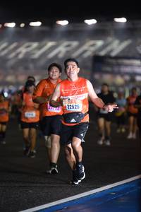 BIB: 2723, 22525
                            <button type="button" onclick="openModal(18045448)" class="btn btn-primary btn-sm float-right btn-popup" data-toggle="modal" data-target=".modal-high-quality">
                        <i class="fas fa-shopping-cart"></i> Add to Cart
                    </button>
                                            <button type="button" onclick="isThisMe(18045448, true)" class="btn btn-success btn-sm float-right btn-popup btn-isme hidden" data-toggle="tooltip" data-placement="bottom" title="นี่คือรูปของคุณใช่ไหม คลิกที่นี่เพื่อเอาเข้าอัลบั้ม">
                        <i class="fas fa-plus"></i> Add to album
                    </button>
                    <button type="button" onclick="isThisMe(18045448, false)" class="btn btn-warning btn-sm float-right btn-popup btn-isnotme hidden">
                        <i class="fas fa-ban"></i> Remove from album
                    </button>