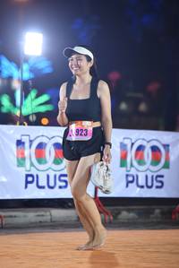 BIB: 222, 214, 290
                            <button type="button" onclick="openModal(16094813)" class="btn btn-primary btn-sm float-right btn-popup" data-toggle="modal" data-target=".modal-high-quality">
                        <i class="fas fa-shopping-cart"></i> Add to Cart
                    </button>
                                            <button type="button" onclick="isThisMe(16094813, true)" class="btn btn-success btn-sm float-right btn-popup btn-isme hidden" data-toggle="tooltip" data-placement="bottom" title="นี่คือรูปของคุณใช่ไหม คลิกที่นี่เพื่อเอาเข้าอัลบั้ม">
                        <i class="fas fa-plus"></i> Add to album
                    </button>
                    <button type="button" onclick="isThisMe(16094813, false)" class="btn btn-warning btn-sm float-right btn-popup btn-isnotme hidden">
                        <i class="fas fa-ban"></i> Remove from album
                    </button>