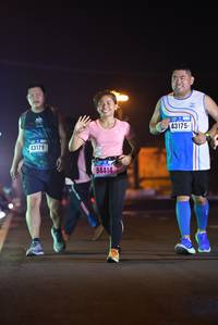 BIB: 43179, 94414
                            <button type="button" onclick="openModal(18003527)" class="btn btn-primary btn-sm float-right btn-popup" data-toggle="modal" data-target=".modal-high-quality">
                        <i class="fas fa-shopping-cart"></i> Add to Cart
                    </button>
                                            <button type="button" onclick="isThisMe(18003527, true)" class="btn btn-success btn-sm float-right btn-popup btn-isme hidden" data-toggle="tooltip" data-placement="bottom" title="นี่คือรูปของคุณใช่ไหม คลิกที่นี่เพื่อเอาเข้าอัลบั้ม">
                        <i class="fas fa-plus"></i> Add to album
                    </button>
                    <button type="button" onclick="isThisMe(18003527, false)" class="btn btn-warning btn-sm float-right btn-popup btn-isnotme hidden">
                        <i class="fas fa-ban"></i> Remove from album
                    </button>