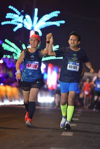 BIB: 289
                            <button type="button" onclick="openModal(16102075)" class="btn btn-primary btn-sm float-right btn-popup" data-toggle="modal" data-target=".modal-high-quality">
                        <i class="fas fa-shopping-cart"></i> Add to Cart
                    </button>
                                            <button type="button" onclick="isThisMe(16102075, true)" class="btn btn-success btn-sm float-right btn-popup btn-isme hidden" data-toggle="tooltip" data-placement="bottom" title="นี่คือรูปของคุณใช่ไหม คลิกที่นี่เพื่อเอาเข้าอัลบั้ม">
                        <i class="fas fa-plus"></i> Add to album
                    </button>
                    <button type="button" onclick="isThisMe(16102075, false)" class="btn btn-warning btn-sm float-right btn-popup btn-isnotme hidden">
                        <i class="fas fa-ban"></i> Remove from album
                    </button>