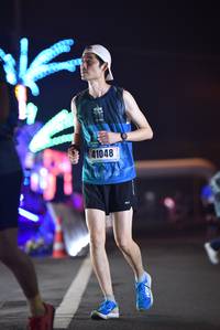 BIB: 41048
                            <button type="button" onclick="openModal(18003853)" class="btn btn-primary btn-sm float-right btn-popup" data-toggle="modal" data-target=".modal-high-quality">
                        <i class="fas fa-shopping-cart"></i> Add to Cart
                    </button>
                                            <button type="button" onclick="isThisMe(18003853, true)" class="btn btn-success btn-sm float-right btn-popup btn-isme hidden" data-toggle="tooltip" data-placement="bottom" title="นี่คือรูปของคุณใช่ไหม คลิกที่นี่เพื่อเอาเข้าอัลบั้ม">
                        <i class="fas fa-plus"></i> Add to album
                    </button>
                    <button type="button" onclick="isThisMe(18003853, false)" class="btn btn-warning btn-sm float-right btn-popup btn-isnotme hidden">
                        <i class="fas fa-ban"></i> Remove from album
                    </button>