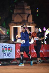 BIB: 23228, 22526, 100
                            <button type="button" onclick="openModal(16228053)" class="btn btn-primary btn-sm float-right btn-popup" data-toggle="modal" data-target=".modal-high-quality">
                        <i class="fas fa-shopping-cart"></i> Add to Cart
                    </button>
                                            <button type="button" onclick="isThisMe(16228053, true)" class="btn btn-success btn-sm float-right btn-popup btn-isme hidden" data-toggle="tooltip" data-placement="bottom" title="นี่คือรูปของคุณใช่ไหม คลิกที่นี่เพื่อเอาเข้าอัลบั้ม">
                        <i class="fas fa-plus"></i> Add to album
                    </button>
                    <button type="button" onclick="isThisMe(16228053, false)" class="btn btn-warning btn-sm float-right btn-popup btn-isnotme hidden">
                        <i class="fas fa-ban"></i> Remove from album
                    </button>