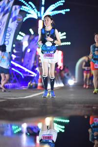 BIB: 44085, 880
                            <button type="button" onclick="openModal(18007366)" class="btn btn-primary btn-sm float-right btn-popup" data-toggle="modal" data-target=".modal-high-quality">
                        <i class="fas fa-shopping-cart"></i> Add to Cart
                    </button>
                                            <button type="button" onclick="isThisMe(18007366, true)" class="btn btn-success btn-sm float-right btn-popup btn-isme hidden" data-toggle="tooltip" data-placement="bottom" title="นี่คือรูปของคุณใช่ไหม คลิกที่นี่เพื่อเอาเข้าอัลบั้ม">
                        <i class="fas fa-plus"></i> Add to album
                    </button>
                    <button type="button" onclick="isThisMe(18007366, false)" class="btn btn-warning btn-sm float-right btn-popup btn-isnotme hidden">
                        <i class="fas fa-ban"></i> Remove from album
                    </button>